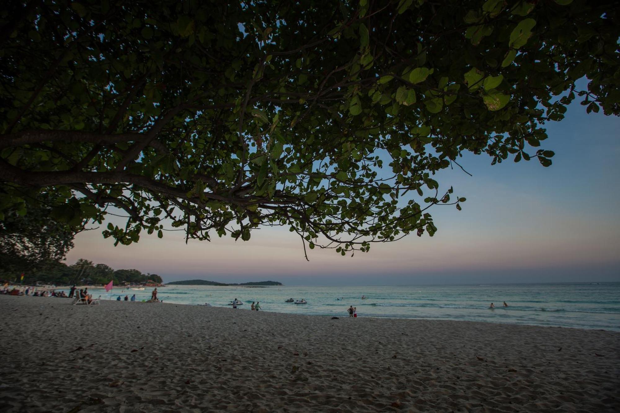 Long Beach Lodge, Chaweng Beach, Koh Samui Экстерьер фото